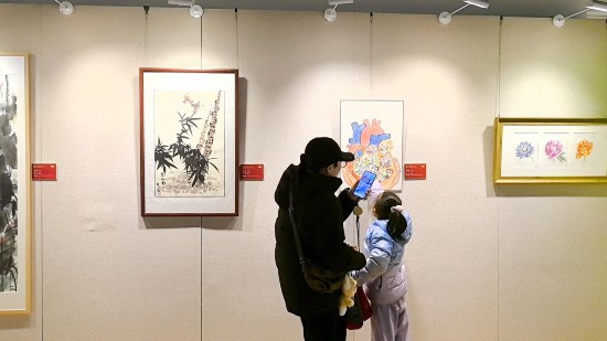 北京朝陽區舉辦職工書畫、攝影、微視頻作品展